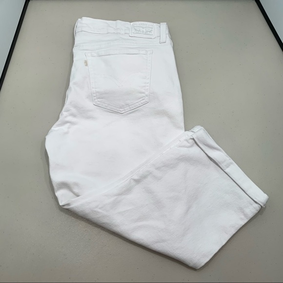 Levis Jeans Women Size 32 White Capri Cropped Stretch - Picture 1 of 12